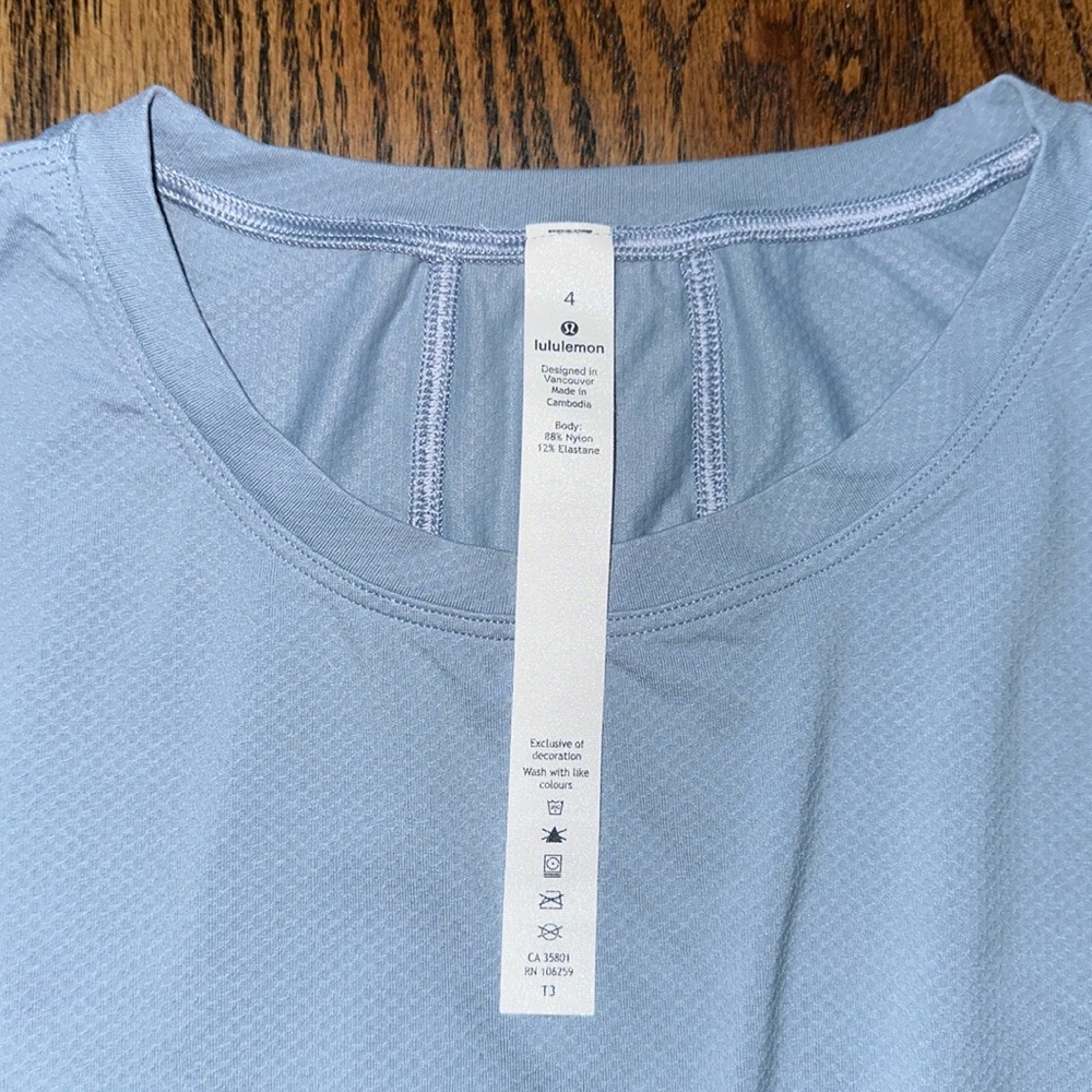 Lululemon Muscle Love Crop - Picture 3 of 5
